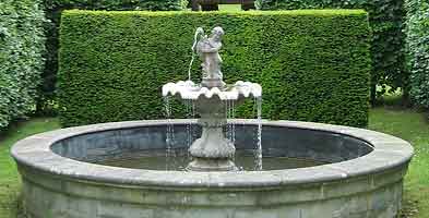 Classical Fountain Ornament Feature ( aquapic)